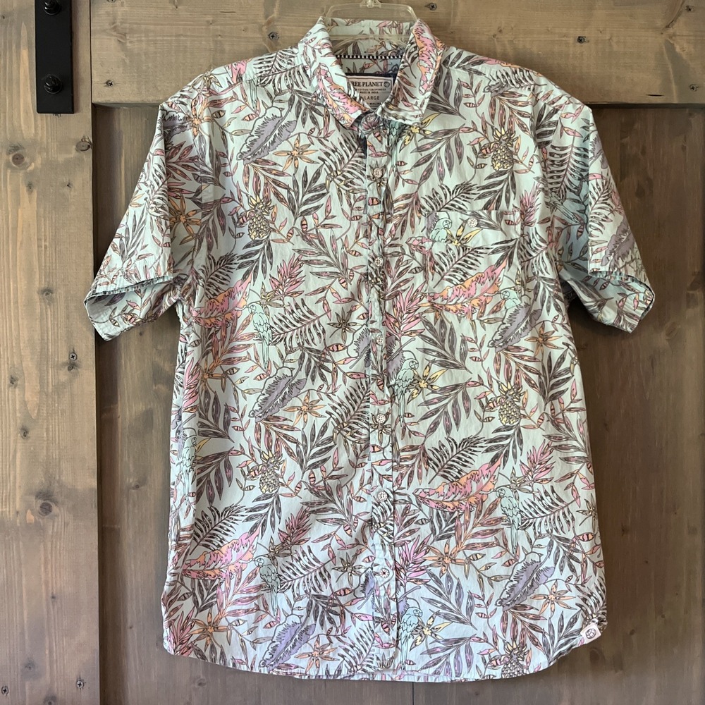 Free Planet Men Button Up Shirt Size XL Floral Hawaiian Parrot‎ Pocket 80s Style
